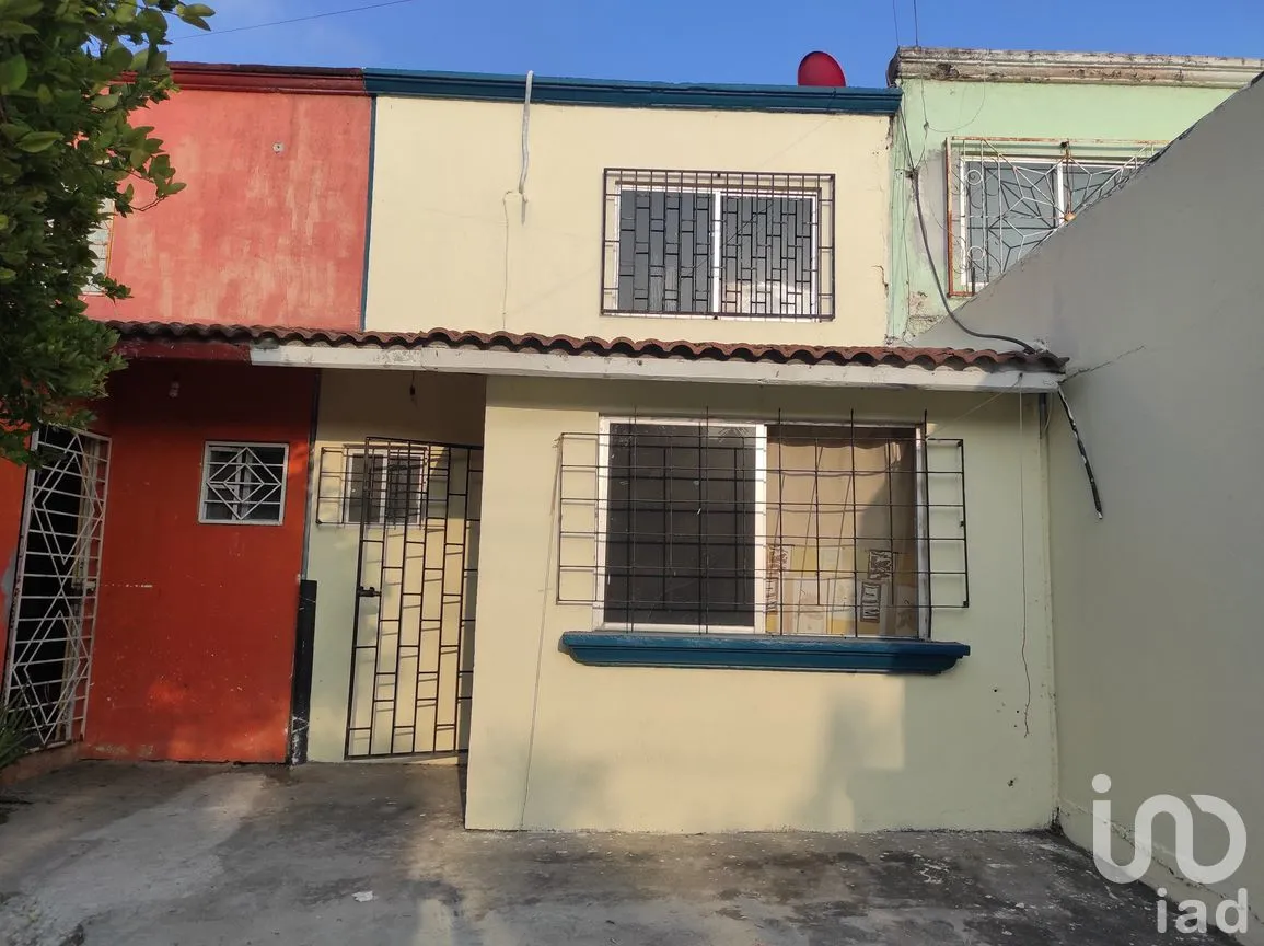 Casa en Venta en Lomas de Río Medio, Veracruz, Veracruz de Ignacio de la Llave | NEX-284030 | iad México | Foto 1 de 10
