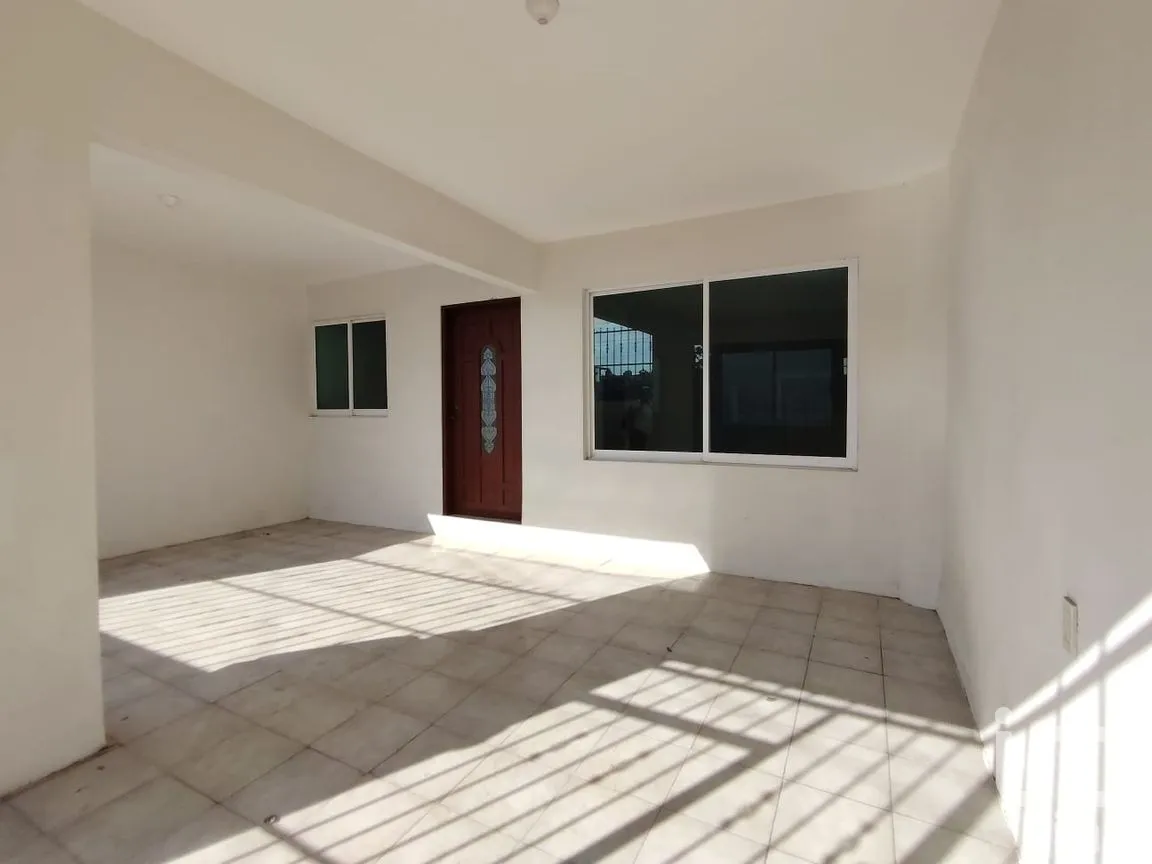 Casa en Venta en Playa Linda, Veracruz, Veracruz de Ignacio de la Llave | NEX-297210 | iad México | Foto 2 de 13