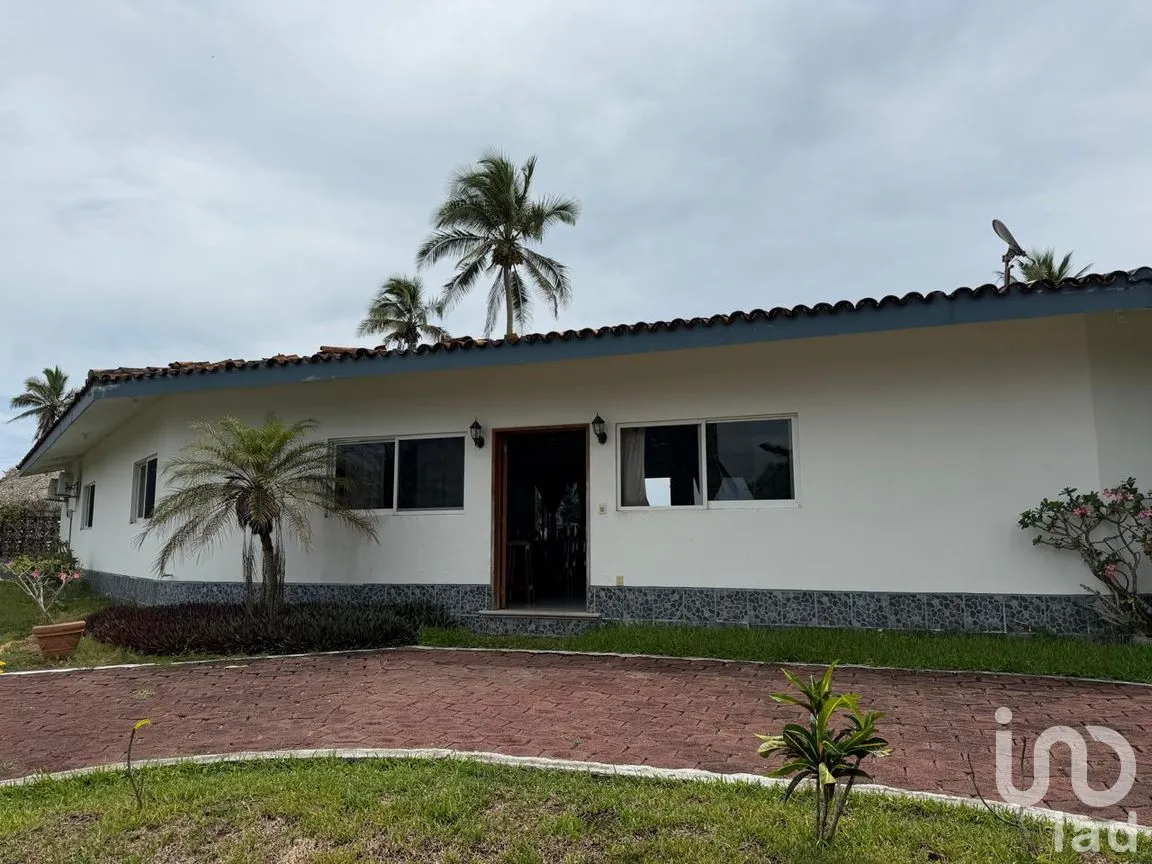 Casa en Venta en Riachuelo, Tecolutla, Veracruz de Ignacio de la Llave | NEX-303419 | iad México | Foto 3 de 24
