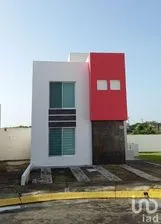 NEX-48078 - Casa en Venta, con 3 recamaras, con 2 baños, con 109 m2 de construcción en Banus, CP 95266, Veracruz de Ignacio de la Llave.