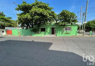 NEX-50070 - Casa en Venta, con 3 recamaras, con 3 baños, con 140 m2 de construcción en 21 de Abril, CP 91720, Veracruz de Ignacio de la Llave.