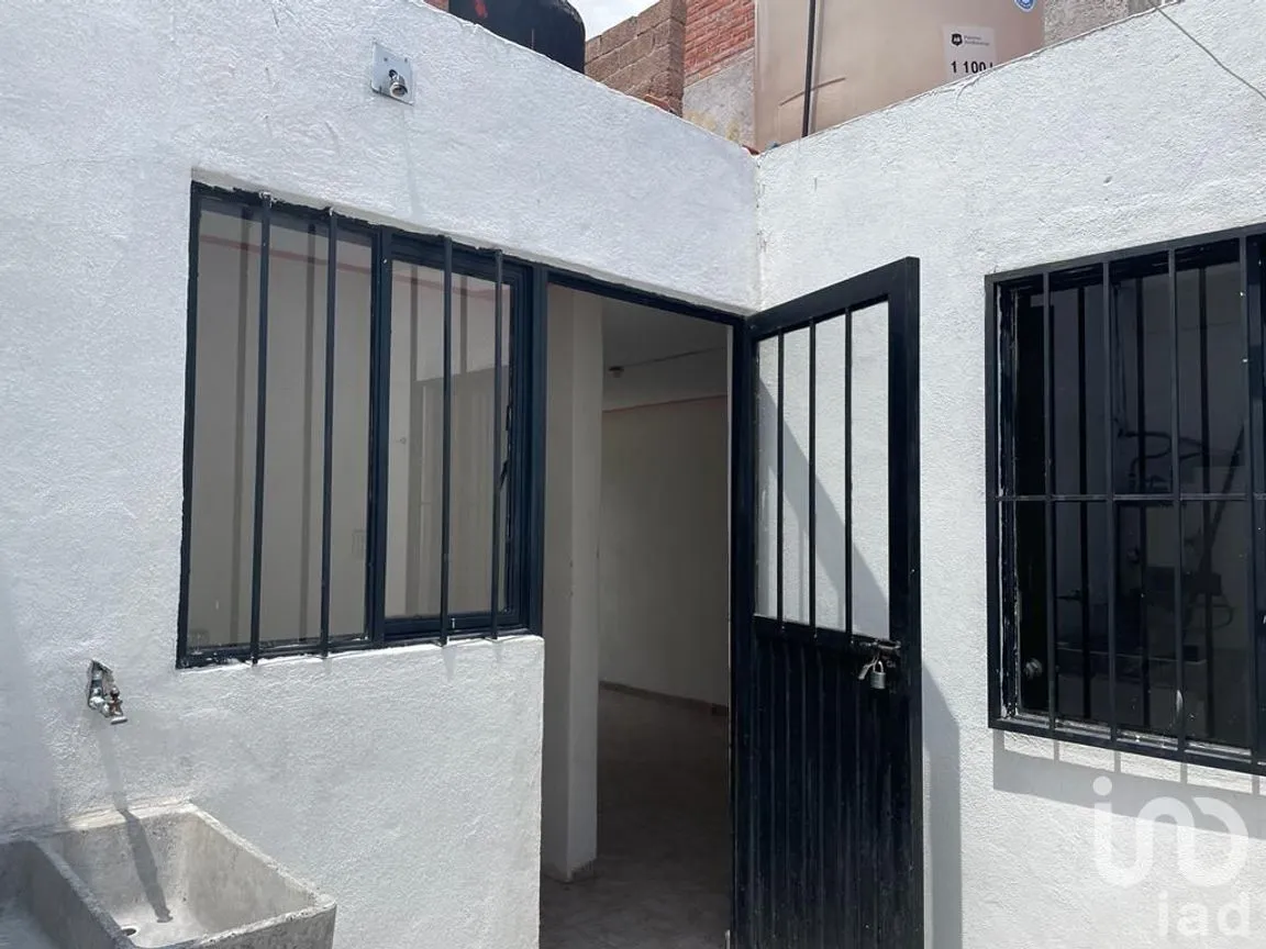 Casa en Renta en Villas de Santiago, Querétaro, Querétaro | NEX-152395 | iad México | Foto 4 de 17