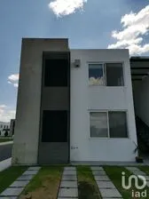 NEX-32022 - Departamento en Renta, con 2 recamaras, con 2 baños, con 110 m2 de construcción en Santuarios del Cerrito, CP 76900, Querétaro.