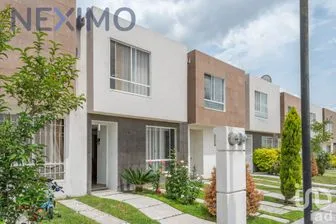 NEX-33737 - Casa en Venta, con 3 recamaras, con 2 baños, con 136 m2 de construcción en Ciudad del Sol, CP 76116, Querétaro.
