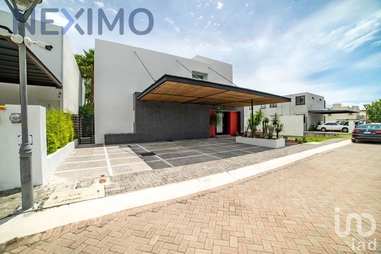 Casa en Renta en Jurica, Querétaro, Querétaro | NEX-34232 | iad México | Foto 1 de 24
