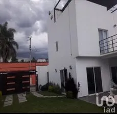 NEX-196888 - Casa en Venta, con 4 recamaras, con 4 baños, con 156 m2 de construcción en Jardines de Tlayacapan, CP 62544, Morelos.