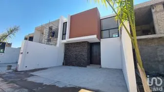 NEX-193090 - Casa en Venta, con 3 recamaras, con 2 baños, con 134 m2 de construcción en La Capacha, CP 28613, Colima.