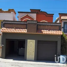 NEX-202619 - Casa en Venta, con 3 recamaras, con 1 baño, con 86 m2 de construcción en Santa Mónica, CP 32319, Chihuahua.