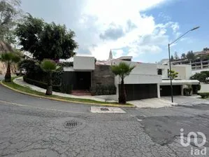 NEX-192170 - Casa en Venta, con 3 recamaras, con 3 baños, con 676 m2 de construcción en Bosque de las Lomas, CP 11700, Ciudad de México.