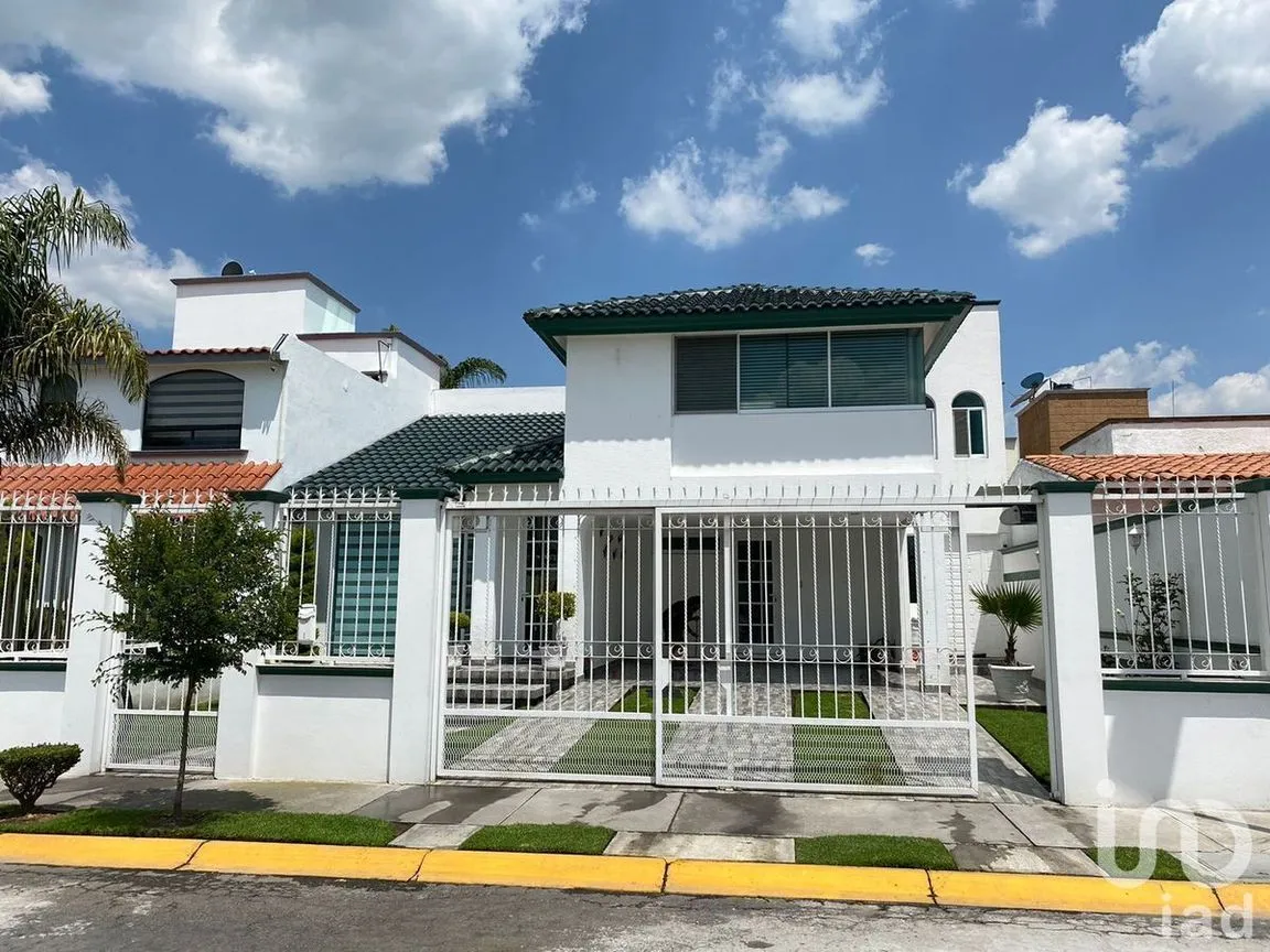 Casa en Venta en Ex Hacienda San José, Toluca, México | NEX-195595 | iad México | Foto 1 de 18