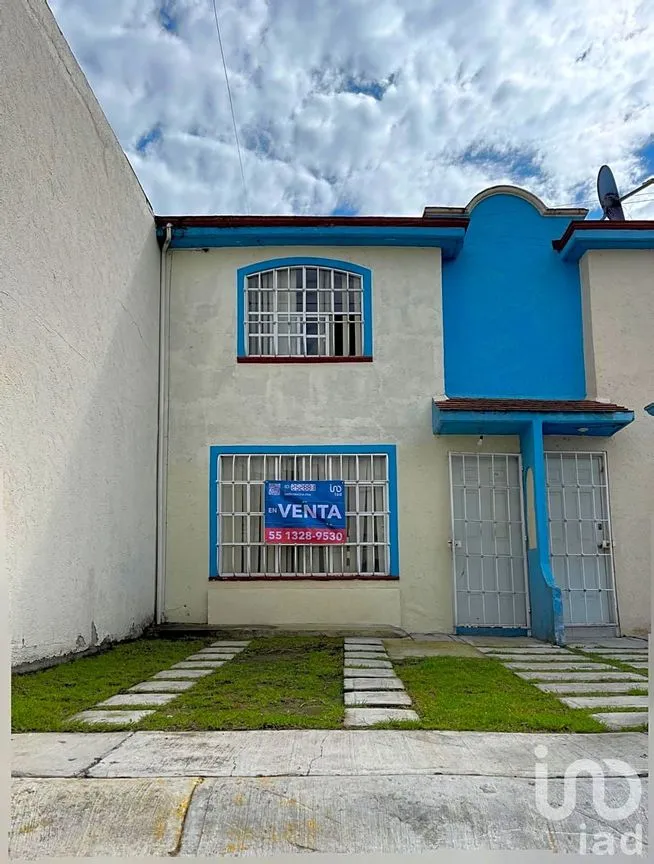 Casa en Venta en Los Sauces V, Toluca, México | NEX-252881 | iad México | Foto 1 de 28