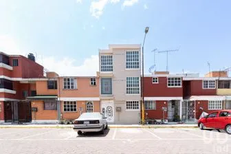 NEX-195517 - Casa en Venta, con 3 recamaras, con 2 baños, con 92 m2 de construcción en Bosques del Alba II, CP 54753, México.