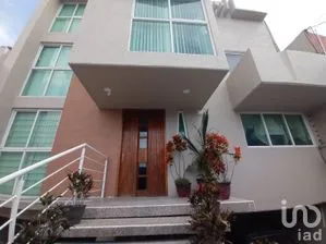 NEX-263562 - Departamento en Renta, con 1 recamara, con 1 baño, con 130 m2 de construcción.