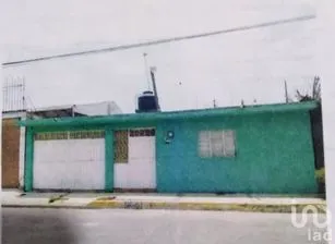 NEX-27139 - Casa en Venta, con 1 recamara, con 1 baño, con 120 m2 de construcción en Concepción, CP 56615, México.