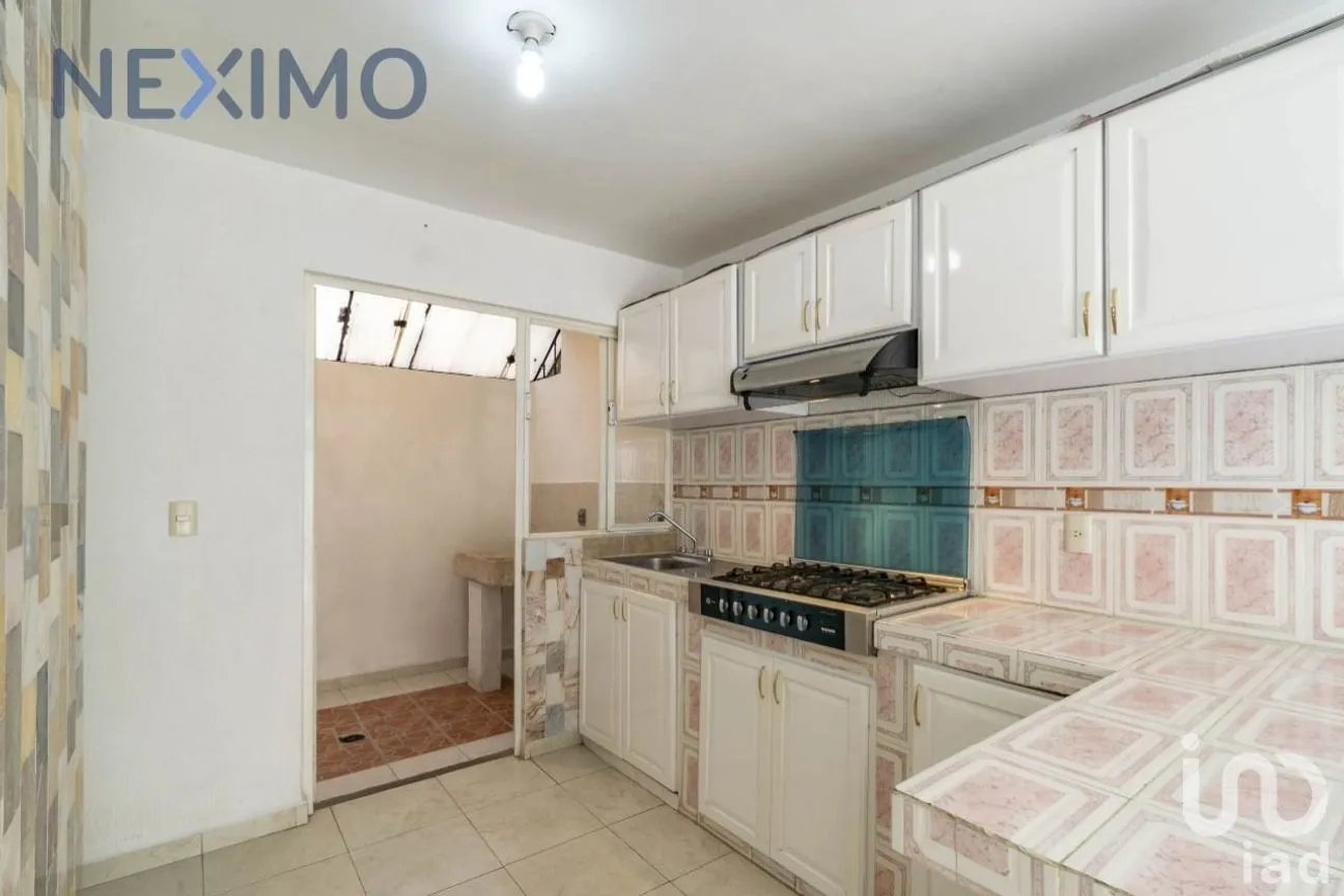 Casa en Venta en Bosques de Cantabria, Toluca, México | NEX-44834 | iad México | Foto 4 de 22