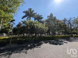 NEX-241713 - Departamento en Venta, con 3 recamaras, con 4 baños, con 171 m2 de construcción.