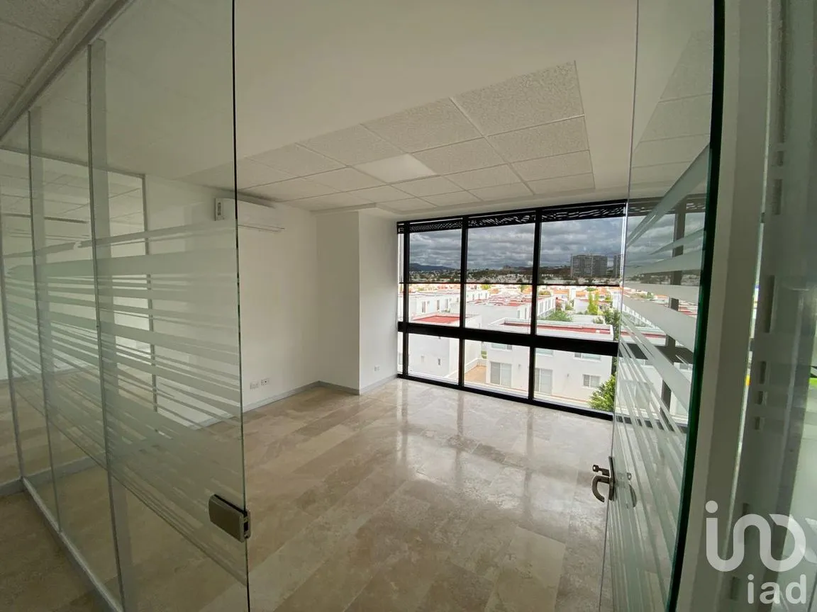 Oficina en Renta en Juriquilla Santa Fe, Querétaro, Querétaro | NEX-219537 | iad México | Foto 2 de 6