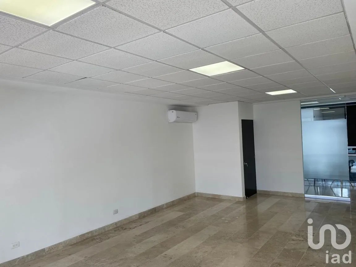 Oficina en Renta en Juriquilla Santa Fe, Querétaro, Querétaro | NEX-219537 | iad México | Foto 1 de 6