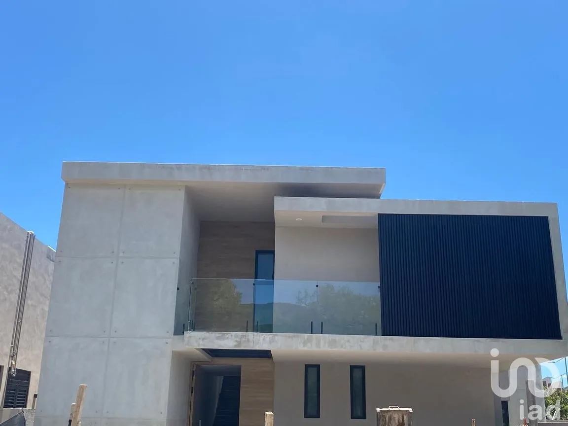 Casa en Venta en Altozano el Nuevo Querétaro, Querétaro, Querétaro | NEX-255298 | iad México | Foto 2 de 11