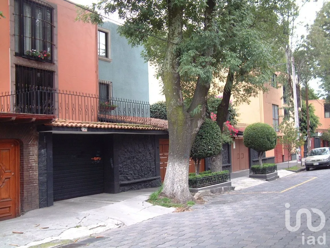Casa en Venta en La Concepción, Coyoacán, Ciudad de México | NEX-258184 | iad México | Foto 1 de 32