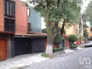 NEX-258184 - Casa en Venta, con 3 recamaras, con 2 baños, con 246 m2 de construcción en La Concepción, CP 04020, Ciudad de México.