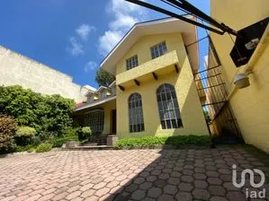 NEX-258517 - Casa en Venta, con 3 recamaras, con 2 baños, con 423 m2 de construcción.