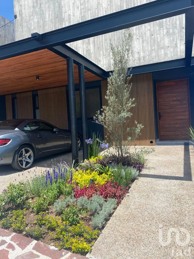 Casa en Venta en Altozano el Nuevo Querétaro, Querétaro, Querétaro | NEX-304468 | iad México | Foto 2 de 21