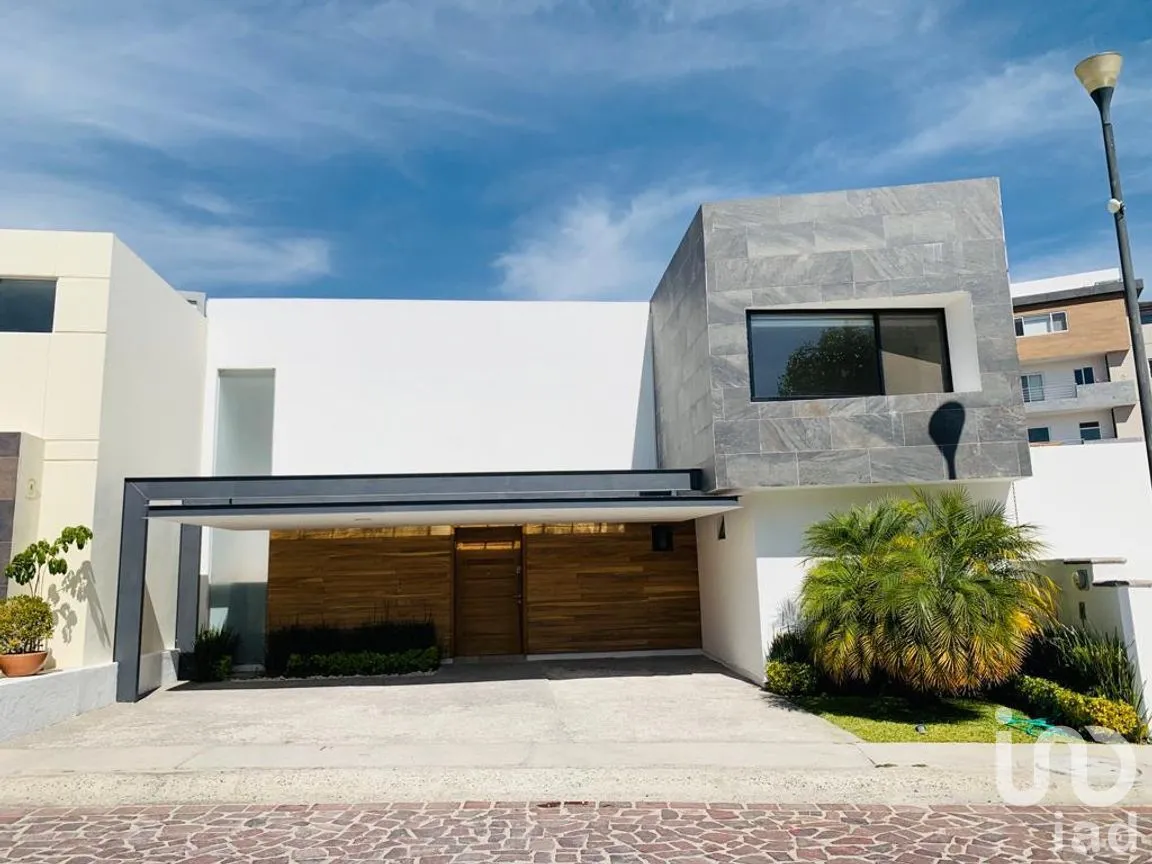 Casa en Renta en Cumbres del Lago, Querétaro, Querétaro | NEX-307839 | iad México | Foto 1 de 13