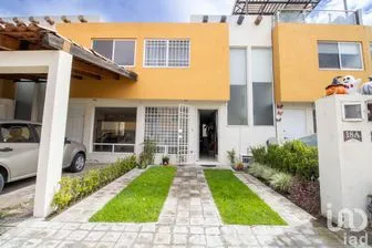 NEX-220438 - Casa en Venta, con 3 recamaras, con 2 baños, con 84 m2 de construcción en San Bernardino Tlaxcalancingo, CP 72820, Puebla.