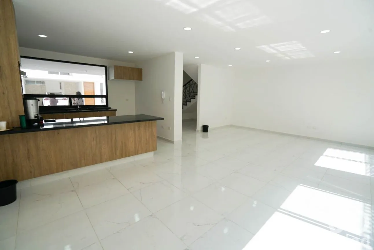 Casa en Venta en Santiago Momoxpan, San Pedro Cholula, Puebla | NEX-244539 | iad México | Foto 2 de 13