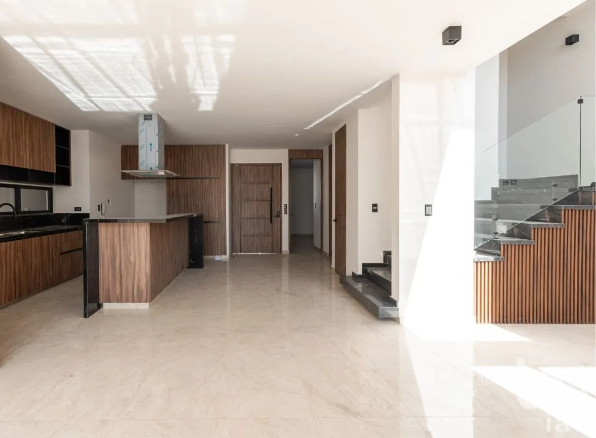 Casa en Venta en Lomas de Angelópolis, San Andrés Cholula, Puebla | NEX-247550 | iad México | Foto 2 de 10