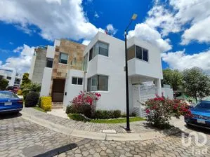 NEX-259880 - Casa en Venta, con 2 recamaras, con 2 baños, con 188 m2 de construcción.