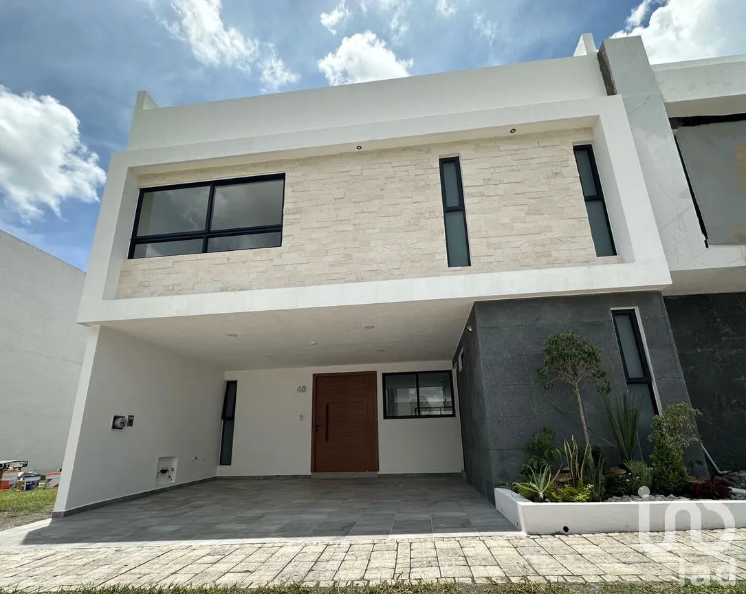 Casa en Venta en Lomas de Angelópolis II, San Andrés Cholula, Puebla | NEX-264618 | iad México | Foto 2 de 16