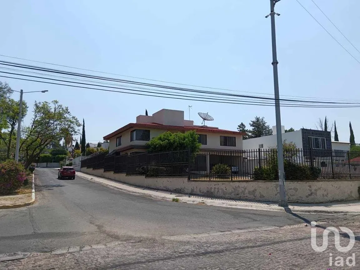 Casa en Venta en Villas del Mesón, Querétaro, Querétaro | NEX-204650 | iad México | Foto 3 de 13