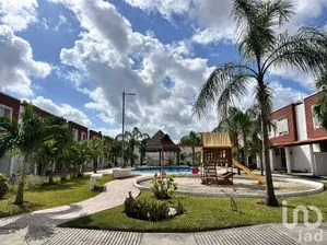 NEX-243719 - Casa en Venta, con 3 recamaras, con 2 baños, con 138 m2 de construcción.
