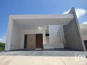 NEX-194482 - Casa en Renta, con 3 recamaras, con 3 baños, con 140 m2 de construcción en Real del Valle, CP 82124, Sinaloa.