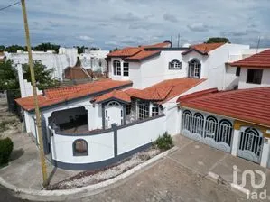 NEX-198922 - Casa en Venta, con 3 recamaras, con 2 baños, con 324 m2 de construcción en Lomas de Mazatlán, CP 82110, Sinaloa.