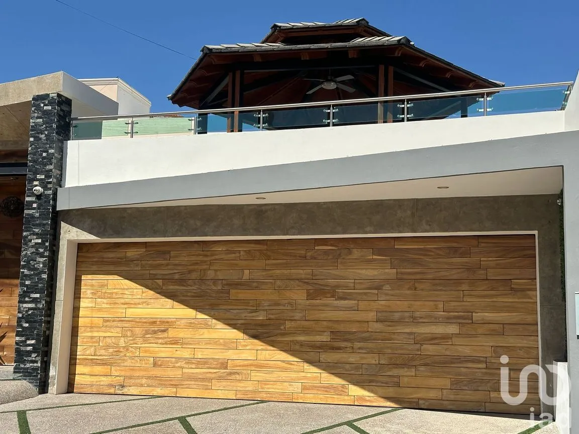 Casa en Renta en Colinas de San Miguel, Culiacán, Sinaloa | NEX-244602 | iad México | Foto 1 de 26