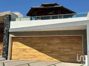 NEX-244602 - Casa en Renta, con 5 recamaras, con 3 baños, con 411 m2 de construcción en Colinas de San Miguel, CP 80228, Sinaloa.