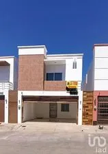 NEX-246732 - Casa en Venta, con 3 recamaras, con 2 baños, con 185 m2 de construcción en Espacios Barcelona, CP 80059, Sinaloa.