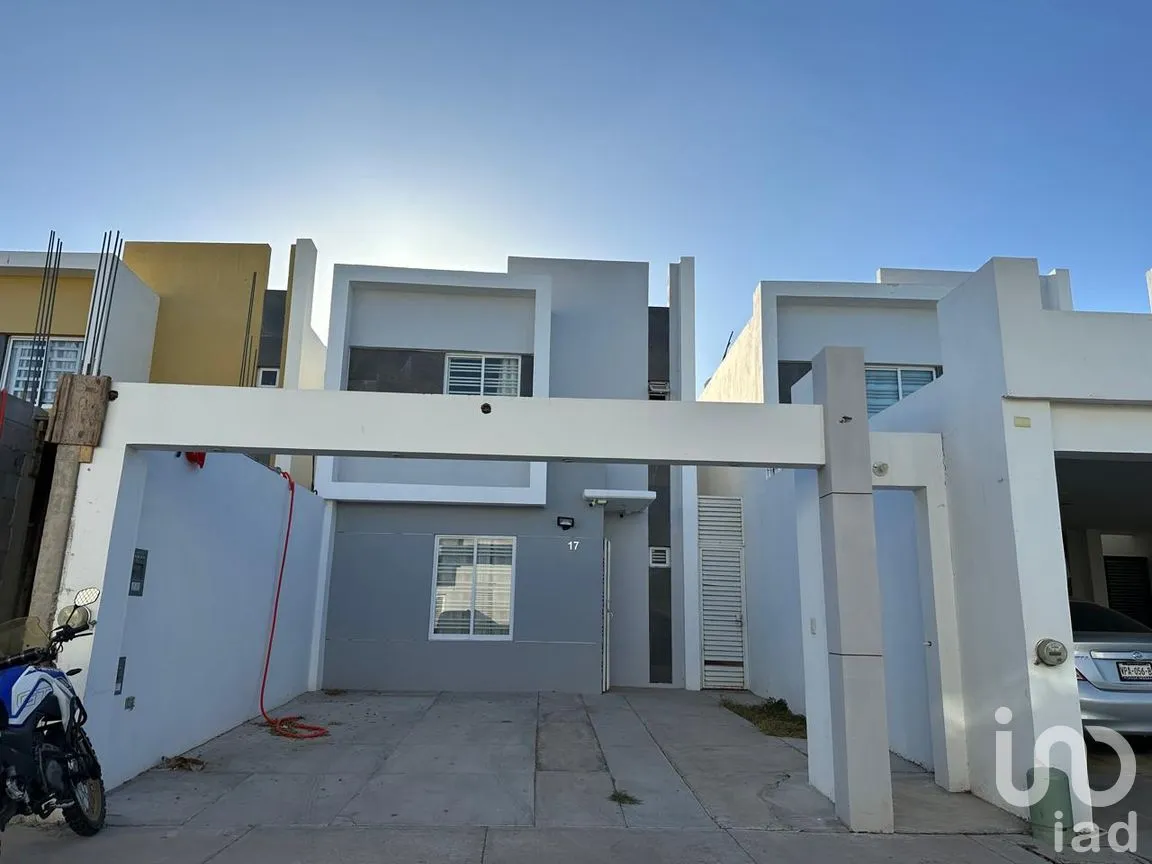Casa en Renta en Bosques del Rey, Culiacán, Sinaloa | NEX-252447 | iad México | Foto 1 de 25