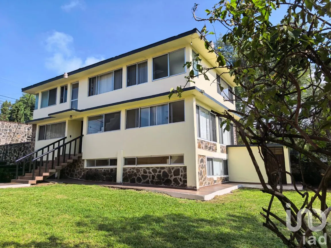 Casa en Venta en Ahuatepec, Cuernavaca, Morelos | NEX-260720 | iad México | Foto 1 de 18