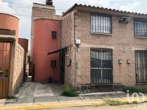 NEX-221150 - Casa en Venta, con 2 recamaras, con 1 baño, con 61 m2 de construcción en Santa Bárbara, CP 56538, México.