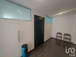 NEX-213512 - Oficina en Renta, con 2 baños, con 35 m2 de construcción.