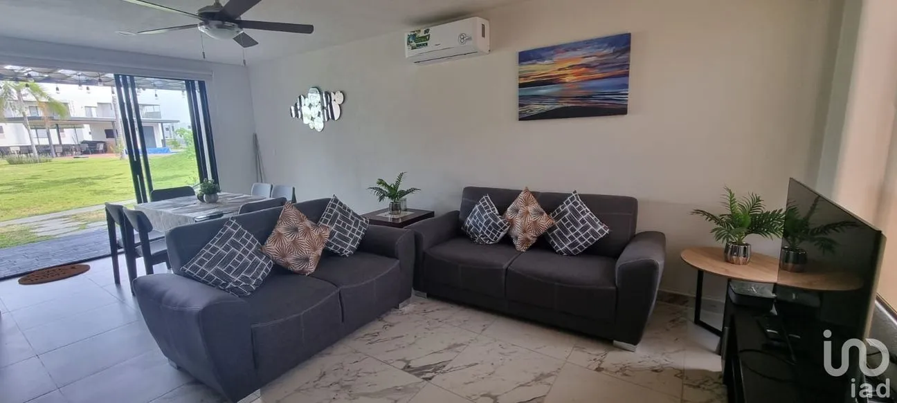 Casa en Renta en Club de Golf Santa Fe, Xochitepec, Morelos | NEX-214076 | iad México | Foto 2 de 8
