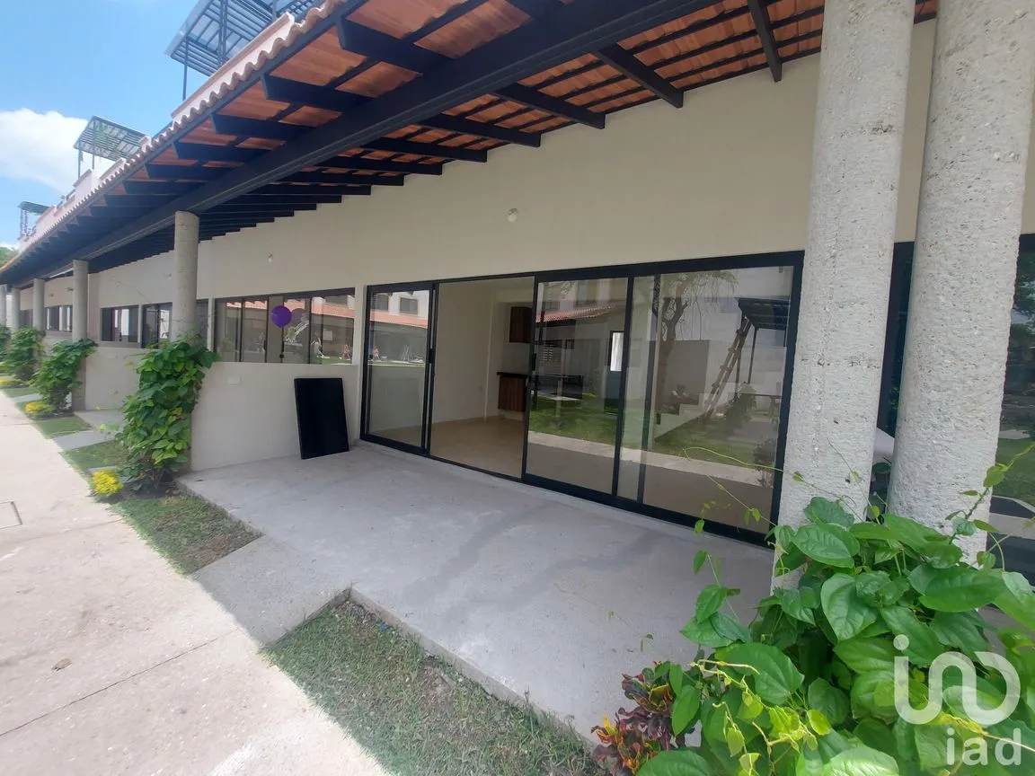 Casa en Venta en Atlacholoaya, Xochitepec, Morelos | NEX-246824 | iad México | Foto 2 de 13
