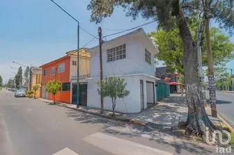 NEX-292694 - Casa en Venta, con 5 recamaras, con 1 baño, con 264 m2 de construcción en Del Parque, CP 15960, Ciudad de México.