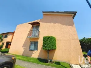 NEX-299268 - Casa en Renta, con 3 recamaras, con 1 baño, con 70 m2 de construcción.