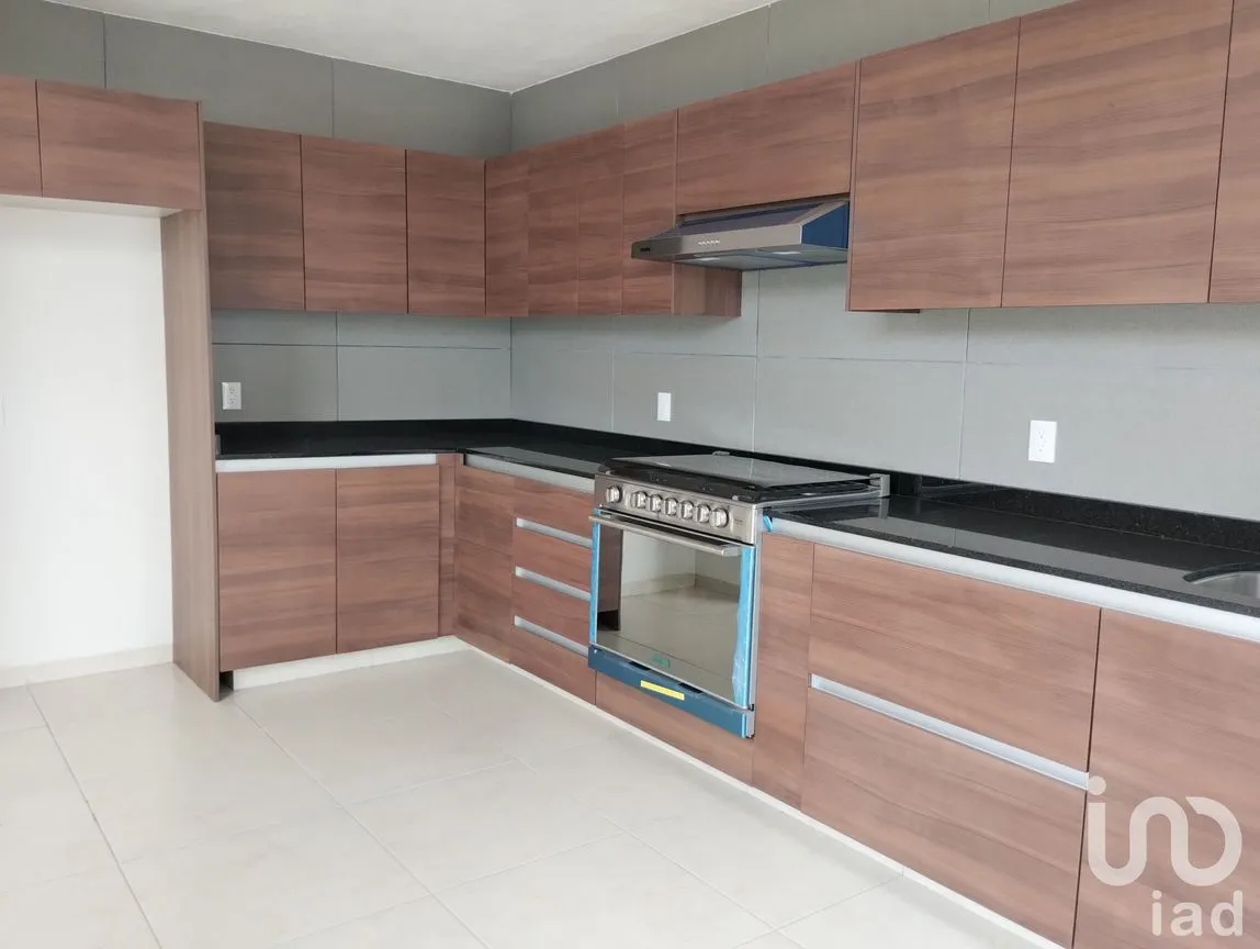 Casa en Venta en San Salvador Tizatlalli, Metepec, México | NEX-237140 | iad México | Foto 3 de 13