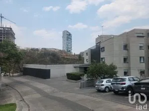 NEX-202911 - Departamento en Renta, con 3 recamaras, con 3 baños, con 220 m2 de construcción en Bosque Real, CP 52774, México.